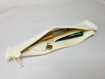 Sifuadachiya pencil case with inner pocket